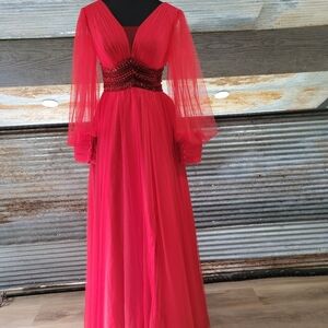 Elegant Red Long Sleeve Dress